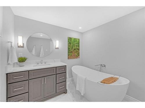 631 Trudale Court, Oakville, ON - Indoor Photo Showing Bathroom