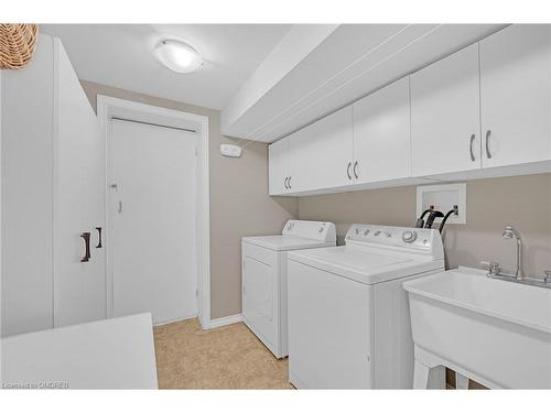 631 Trudale Court, Oakville, ON - Indoor Photo Showing Laundry Room