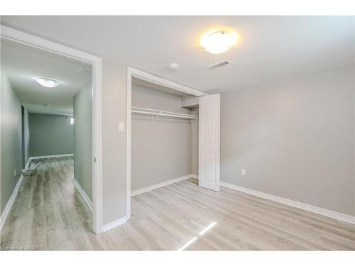 16 Huntington Avenue, Hamilton, ON - Indoor Photo Showing Other Room