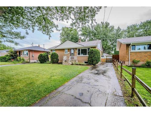 16 Huntington Avenue, Hamilton, ON - Indoor Photo Showing Other Room