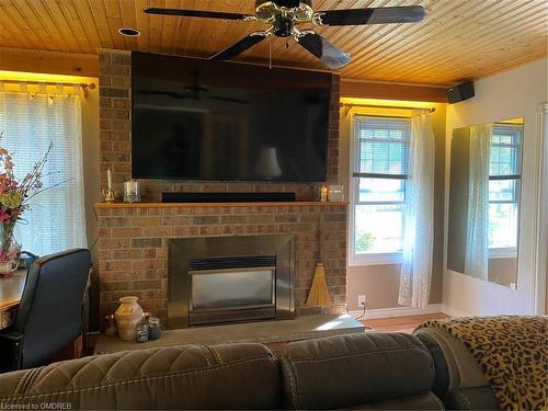 96 Main Street W, Ridgetown, ON - Indoor Photo Showing Living Room With Fireplace