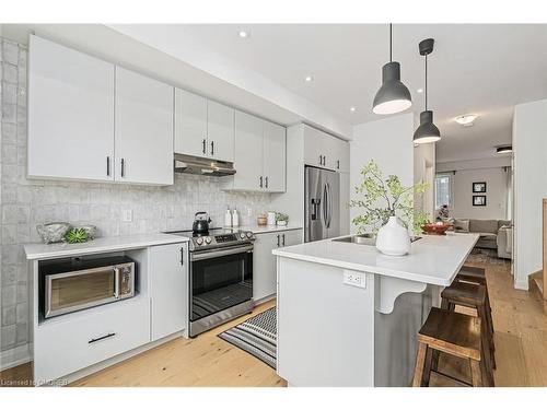 49 Humberstone Drive, Georgetown, ON - Indoor Photo Showing Kitchen With Upgraded Kitchen