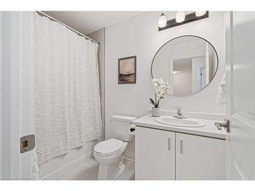 49 Humberstone Drive, Georgetown, ON - Indoor Photo Showing Bathroom