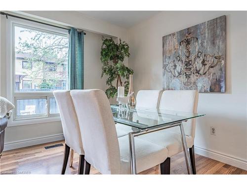 437 Ontario Street N, Milton, ON - Indoor Photo Showing Dining Room