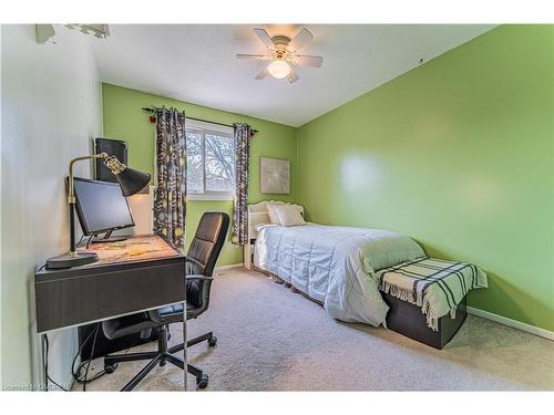437 Ontario Street N, Milton, ON - Indoor Photo Showing Bedroom