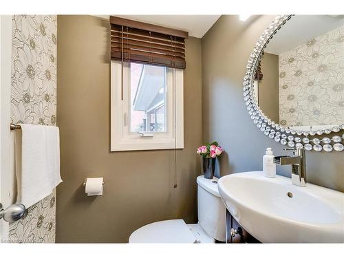 1125 Grandeur Crescent, Oakville, ON - Indoor Photo Showing Bathroom