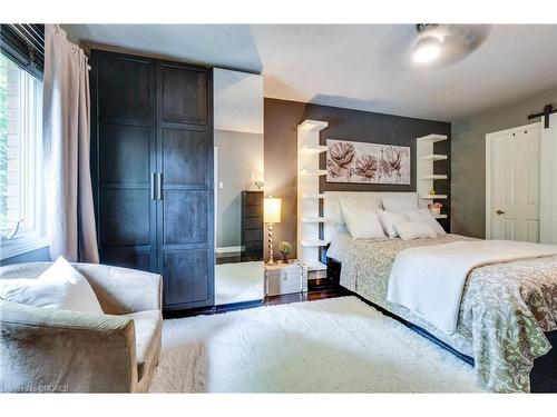 1125 Grandeur Crescent, Oakville, ON - Indoor Photo Showing Bedroom