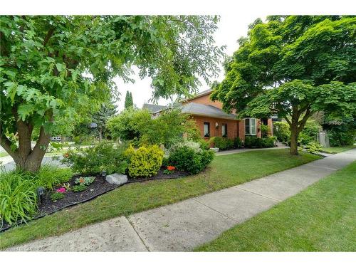 1125 Grandeur Crescent, Oakville, ON - Outdoor