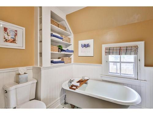 2580 Edenhurst Drive, Mississauga, ON - Indoor Photo Showing Bathroom