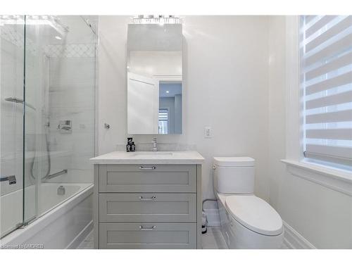 1164 Bridge Road, Oakville, ON - Indoor Photo Showing Bathroom