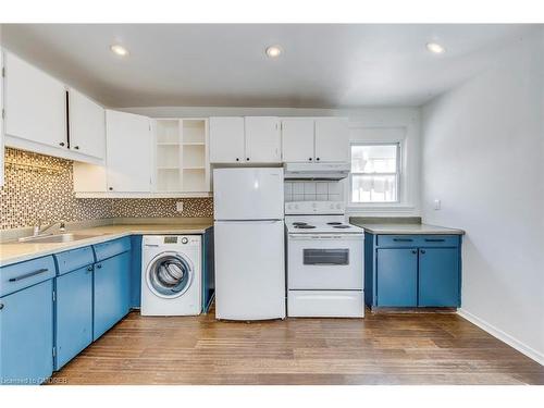 451 Main Street, Toronto, ON - Indoor Photo Showing Kitchen