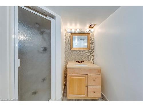 451 Main Street, Toronto, ON - Indoor Photo Showing Bathroom