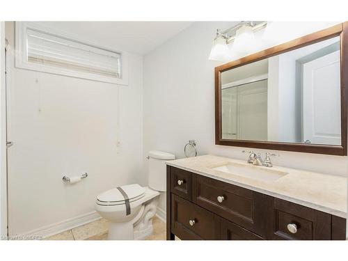 7021 Whitman Avenue, Niagara Falls, ON - Indoor Photo Showing Bathroom