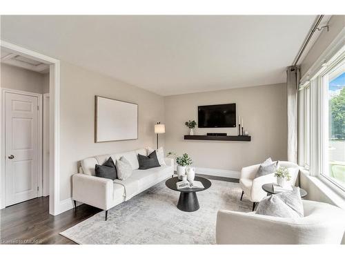 217 Elm Avenue, Milton, ON - Indoor Photo Showing Living Room