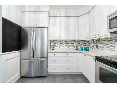 651 Farmstead Drive, Milton, ON - Indoor Photo Showing Kitchen