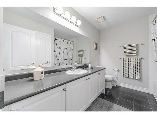 651 Farmstead Drive, Milton, ON - Indoor Photo Showing Bathroom