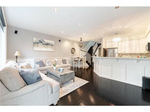 651 Farmstead Drive, Milton, ON - Indoor Photo Showing Living Room