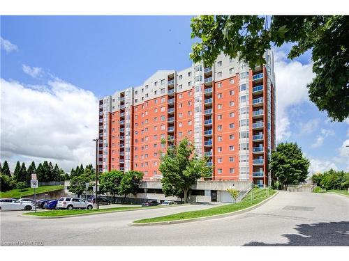 1104-30 Chapman Court, London, ON - Outdoor With Facade