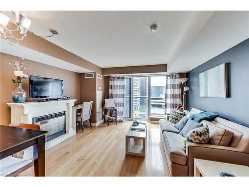 1034-250 Wellington Street W, Toronto, ON - Indoor Photo Showing Living Room With Fireplace