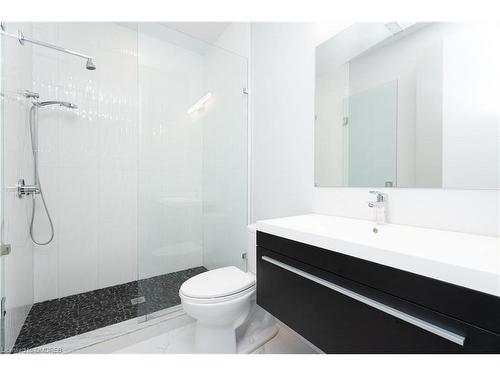 168 Nelson Street, Oakville, ON - Indoor Photo Showing Bathroom