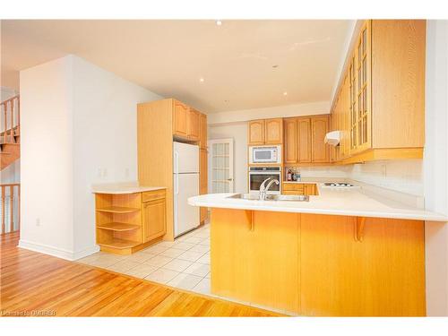 19-1267 Dorval Drive, Oakville, ON - Indoor Photo Showing Kitchen With Double Sink