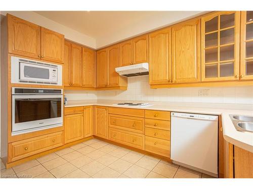 19-1267 Dorval Drive, Oakville, ON - Indoor Photo Showing Kitchen With Double Sink