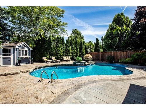 4263 Clubview Drive, Burlington, ON - Outdoor With In Ground Pool With Backyard
