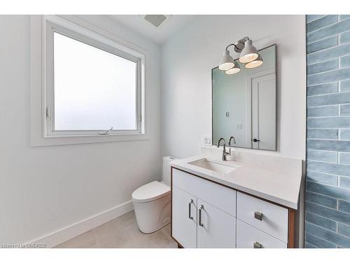 62 Melrose Drive, Niagara-On-The-Lake, ON - Indoor Photo Showing Bathroom