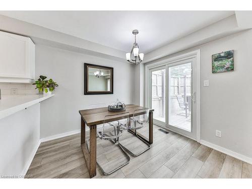 5133 Lampman Avenue, Burlington, ON - Indoor Photo Showing Dining Room