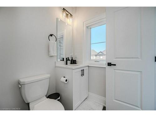 2383 Irene Crescent, Oakville, ON - Indoor Photo Showing Bathroom
