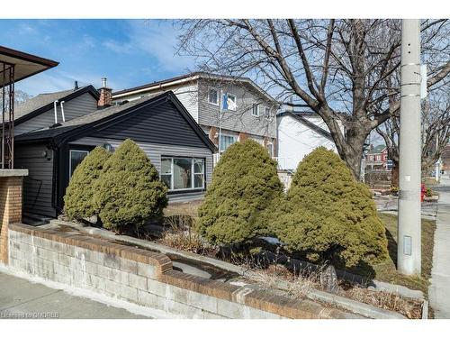 131 West Avenue N, Hamilton, ON - Outdoor