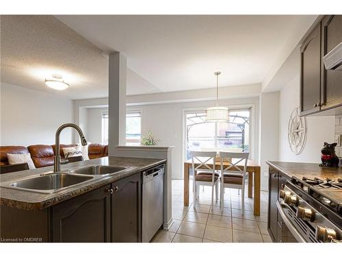 2292 Saddlecreek Crescent, Oakville, ON - Indoor Photo Showing Kitchen With Double Sink