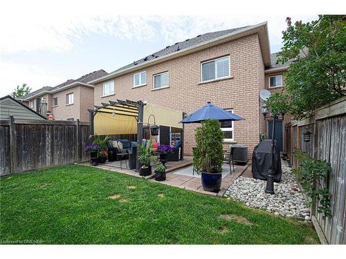 2292 Saddlecreek Crescent, Oakville, ON - Outdoor With Exterior