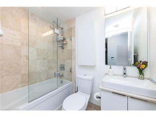 5110-14 York Street, Toronto, ON - Indoor Photo Showing Bathroom