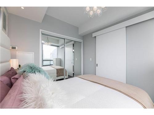 5110-14 York Street, Toronto, ON - Indoor Photo Showing Bedroom
