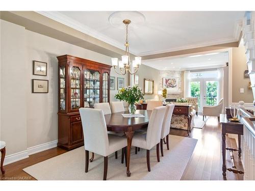 8-117 Nelson Street, Oakville, ON - Indoor Photo Showing Dining Room