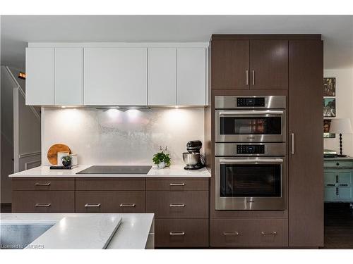 4457 Lakeshore Road, Burlington, ON - Indoor Photo Showing Kitchen With Upgraded Kitchen