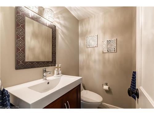 4457 Lakeshore Road, Burlington, ON - Indoor Photo Showing Bathroom