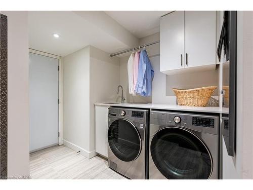4457 Lakeshore Road, Burlington, ON - Indoor Photo Showing Laundry Room