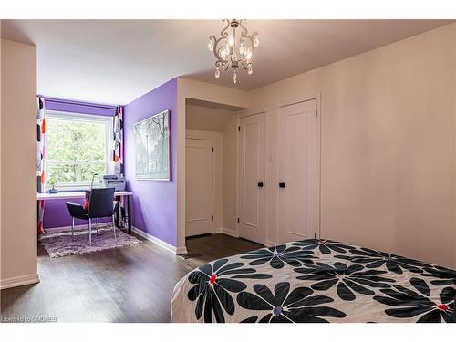 4457 Lakeshore Road, Burlington, ON - Indoor Photo Showing Bedroom