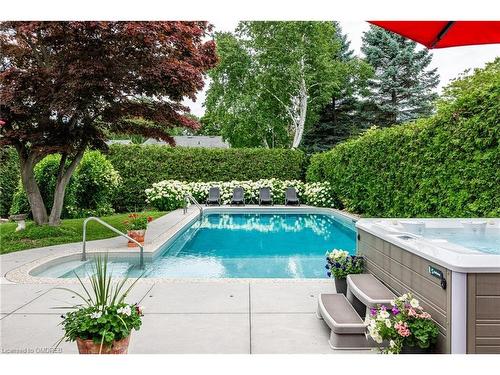 4457 Lakeshore Road, Burlington, ON - Outdoor With In Ground Pool