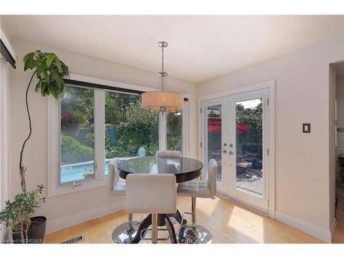 2546 Valencia Road, Mississauga, ON - Indoor Photo Showing Dining Room