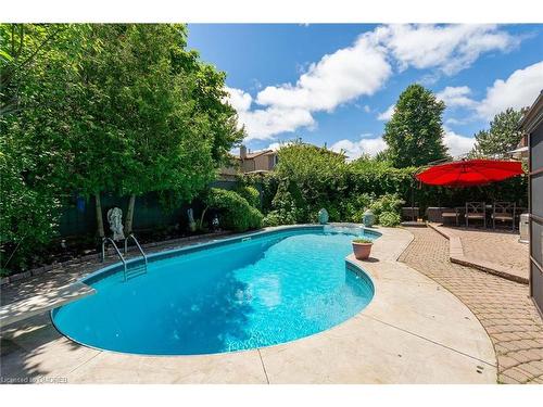 2546 Valencia Road, Mississauga, ON - Outdoor With In Ground Pool With Backyard