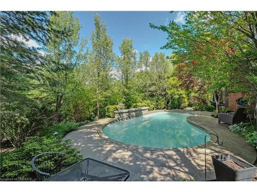 1570 Pinery Crescent, Oakville, ON - Outdoor With In Ground Pool
