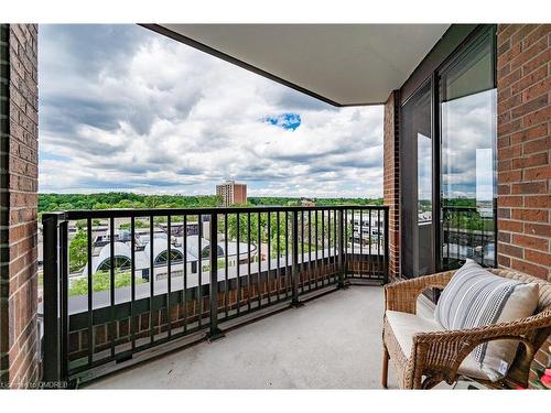 1104-100 Lakeshore Road E, Oakville, ON - Outdoor With Balcony With Exterior