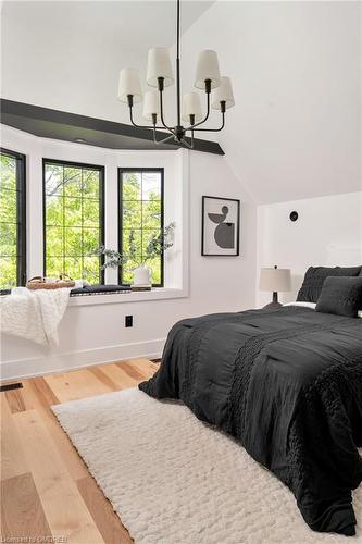 316 Salem Avenue, Toronto, ON - Indoor Photo Showing Bedroom