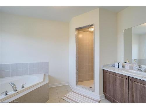 1081 Urell Way, Milton, ON - Indoor Photo Showing Bathroom