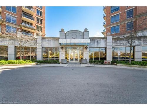 509-2391 Central Park Drive, Oakville, ON - Outdoor