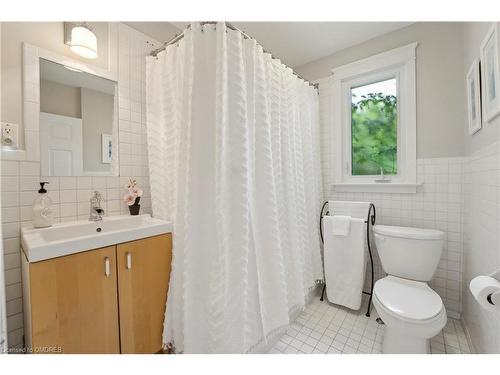 1089 Churchill Avenue, Oakville, ON - Indoor Photo Showing Bathroom
