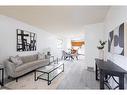 160 Commercial Street, Welland, ON  - Indoor Photo Showing Living Room 